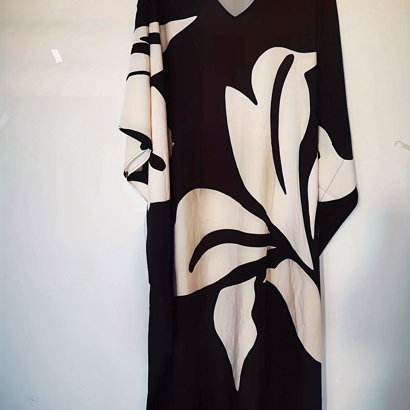 

Plus Size Boho Cover Up, Women's Plus Floral Print Batwing Sleeve V Neck Maxi Split Kaftan Beach Dress