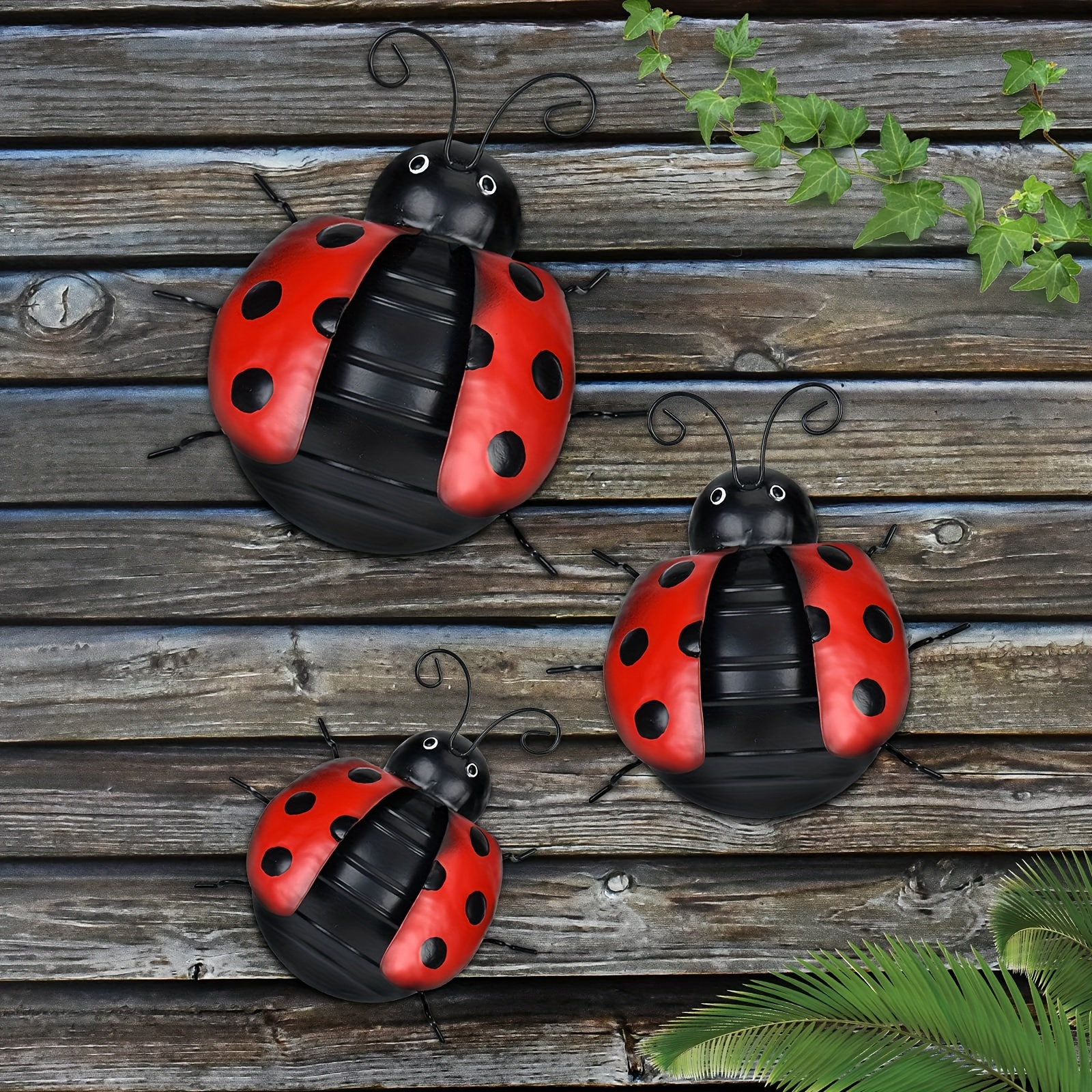 

3pcs/set Metal Cute Ladybug Sculpture Wall Art Decor, Indoor Outdoor Decorative, Red Ladybirds Hanging For Garden Backyard Porch Home Patio Lawn Fence Decorations, Creative Holiday Decorations