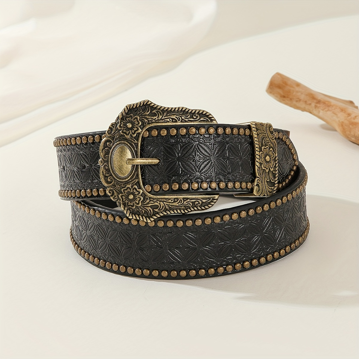 

Western Vintage Punk Style Pu Leather Belt Metal Buckle Versatile Jeans Trendy Belts For Women