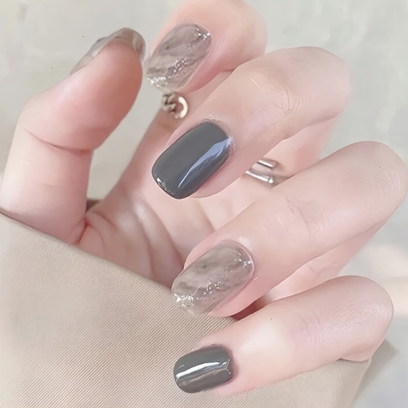 

Of 24pcs Of Nail , Short Style, Oil Painting And Gray Gradient, Temperament And , Suitable For Girls And Women's , Including A Nail File, Jelly Glue, And A Nail Remover Stick