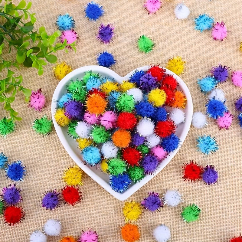 

Pompons en Peluche pour l'Artisanat - 8mm, 10mm, 15mm, 20mm, 25mm, 30mm Boules Pompons , Fournitures de Couture pour Décoration Maison DIY en Polyester Doré, Artisanat, DIY