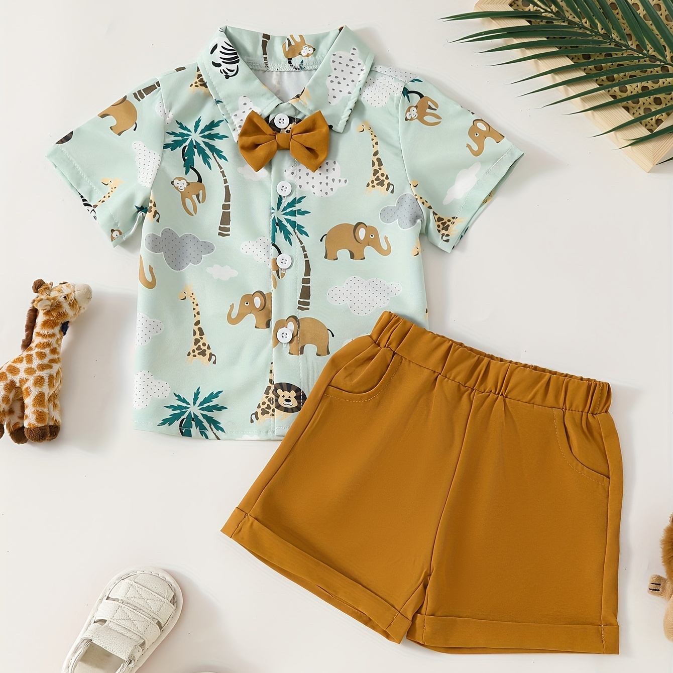 

2pcs Toddler Girls Boys Cute Animal Pattern Short Sleeve Shirt & Shorts Set, Summer Outfit With Cartoon Safari Print, Elastic Waistband - Comfort Fit