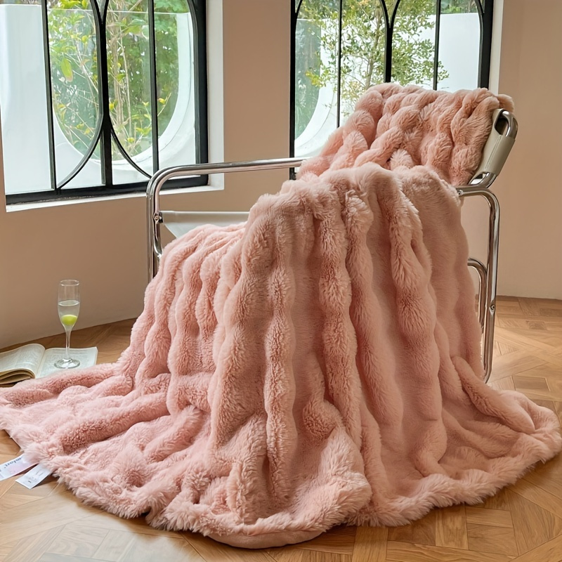 

1pc Faux Rabbit Fur Blanket Solid Color Wool Blanket Super Soft Comfortable Warm Blanket All Seasons General Suitable For Bedroom Office Camping Travel Home Decoration