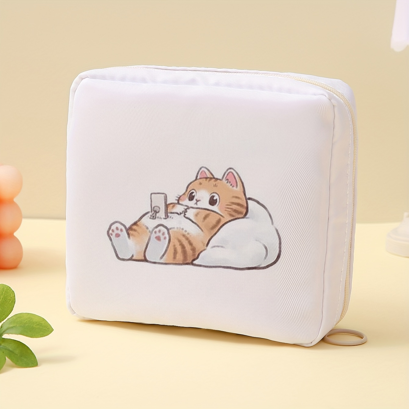 

Large-capacity Cute Sanitary Napkin Storage Bag - Portable, Organizer With Zipper For Candy & Sundries, Polyester, Colors