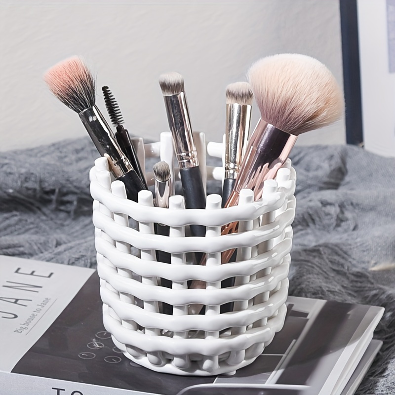 

1pc Ceramic Pen Holder, Storage Basket, Makeup Brush Holder, Chopstick Holder, Premium Cream Style Home Decoration, Jewelry Organizer, Kitchen Bathroom Bedroom Office Accessories