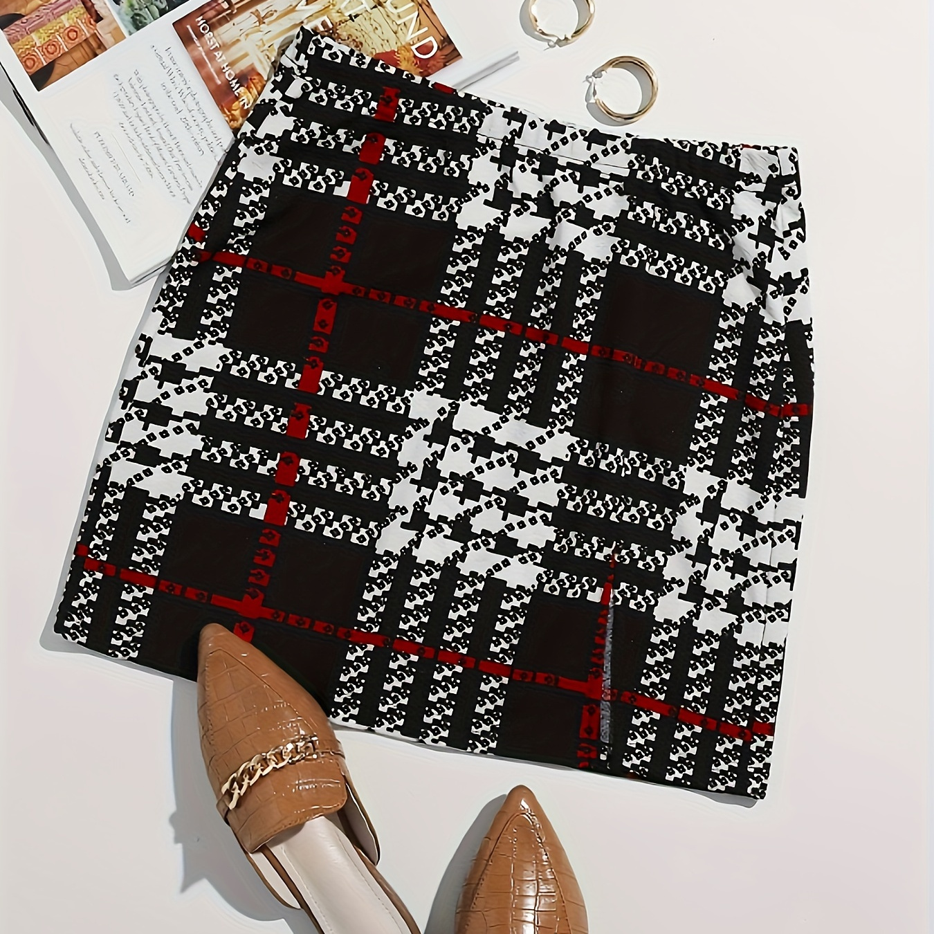 

Elegant Mini Skirt For Women - Nylon & Elastane , Machine Washable, Split Hem, Spring/fall