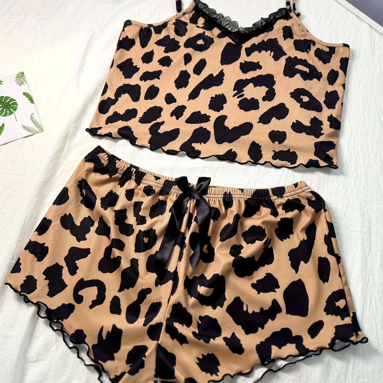 

Leopard Print Pajama Set, Contrast Lace V Neck Cami Top & Shorts, Women's Sleepwear & Loungewear
