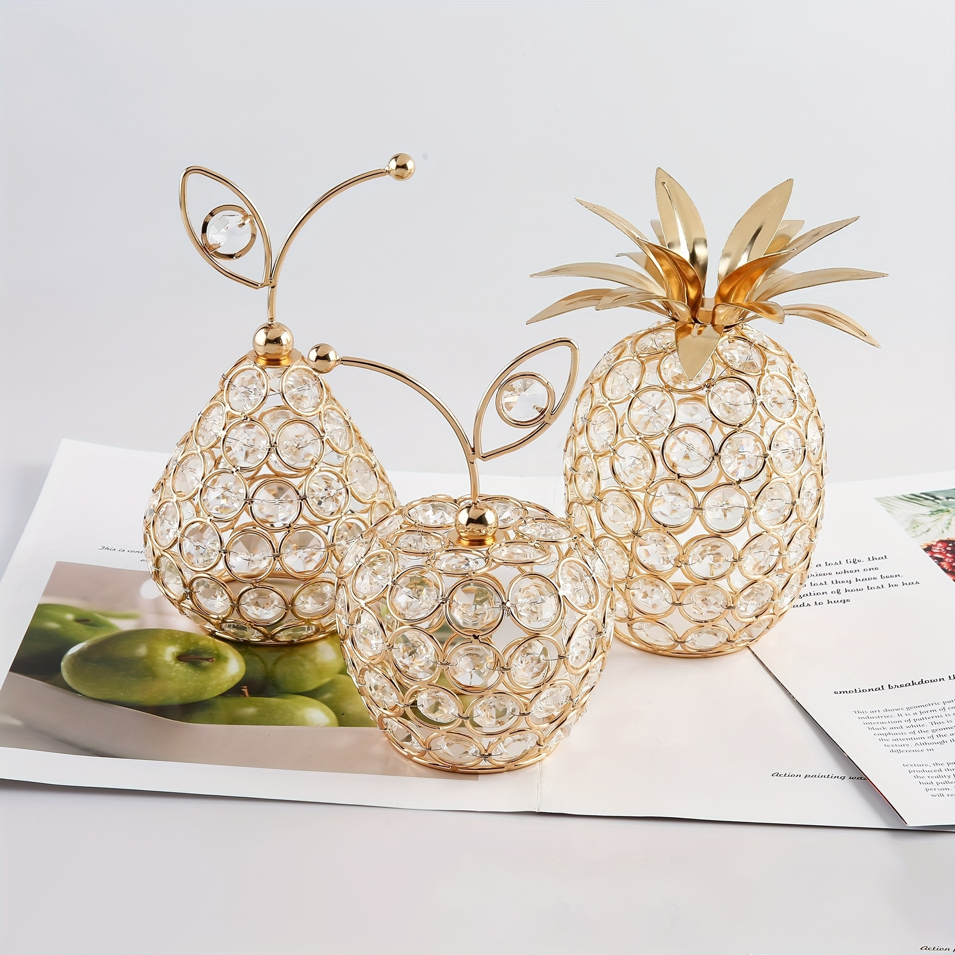 

Iron Art Sparkling Crystal Fruit Sculpture - 1pc Handcrafted Beaded And Pineapple Decor, Style Artificial Fruits Centerpiece Ideal For Home Decor, Weddings, Parties, And Festive Celebrations