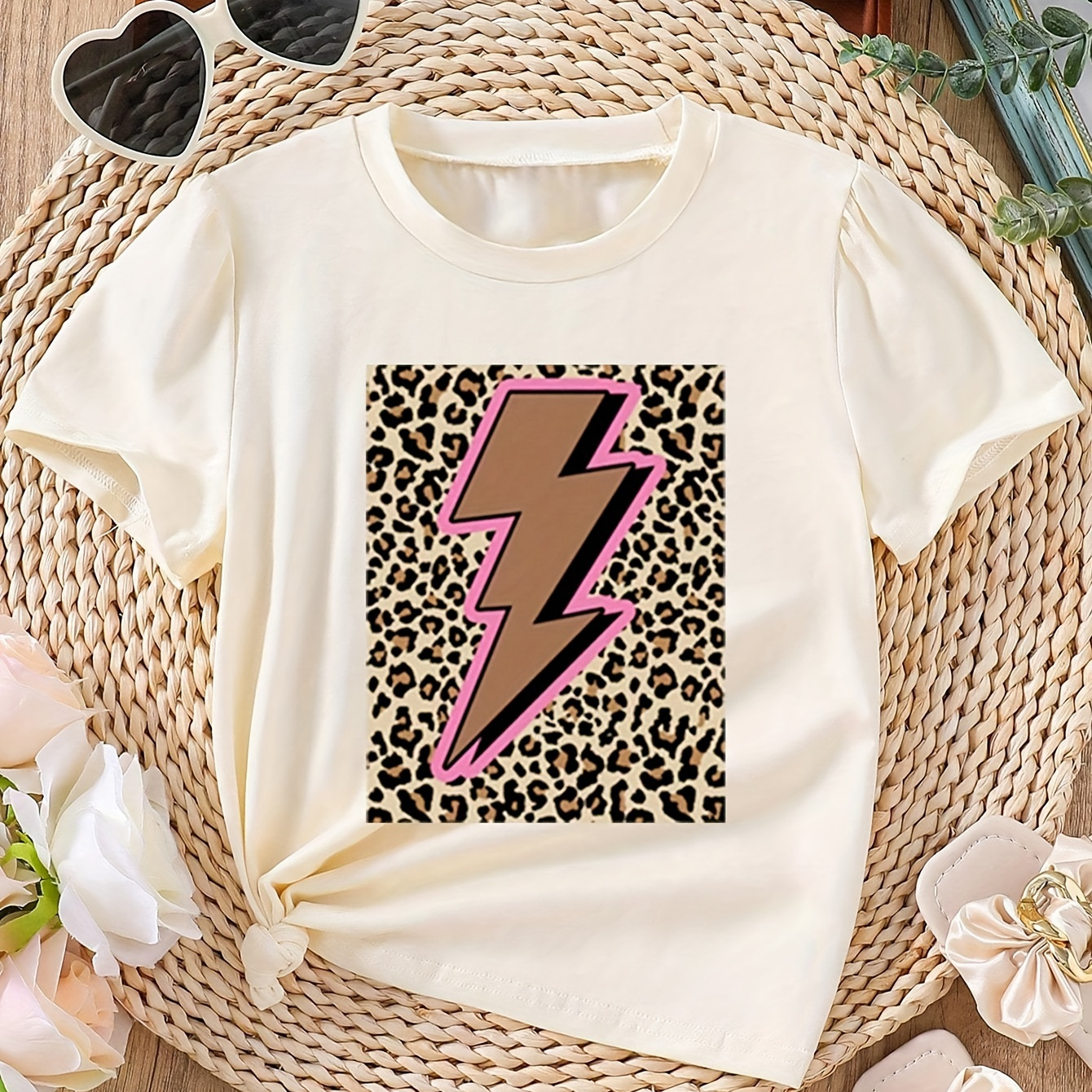 

Flashlight Graphic Leopard Print T-shirt, Girls Casual Crew Neck Short Sleeve Tees, Summer Clothes