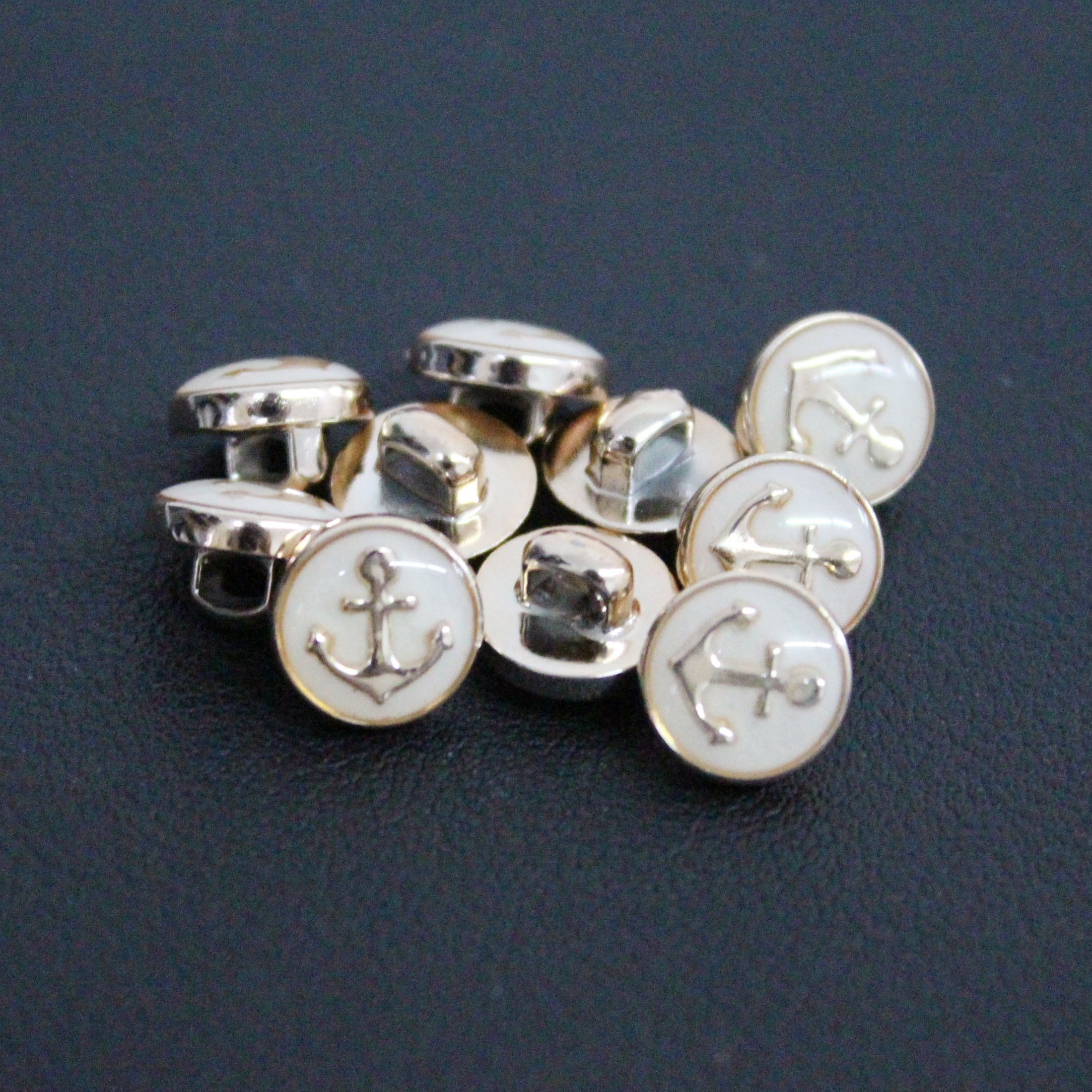 

20pcs Boutons Vintage pour Chemises, Pulls et Manteaux - Bordure Métallique Élégante, Idéal pour la Couture à et les d'Artisanat, Fournitures d'Artisanat|Thème | , Accessoires de Couture