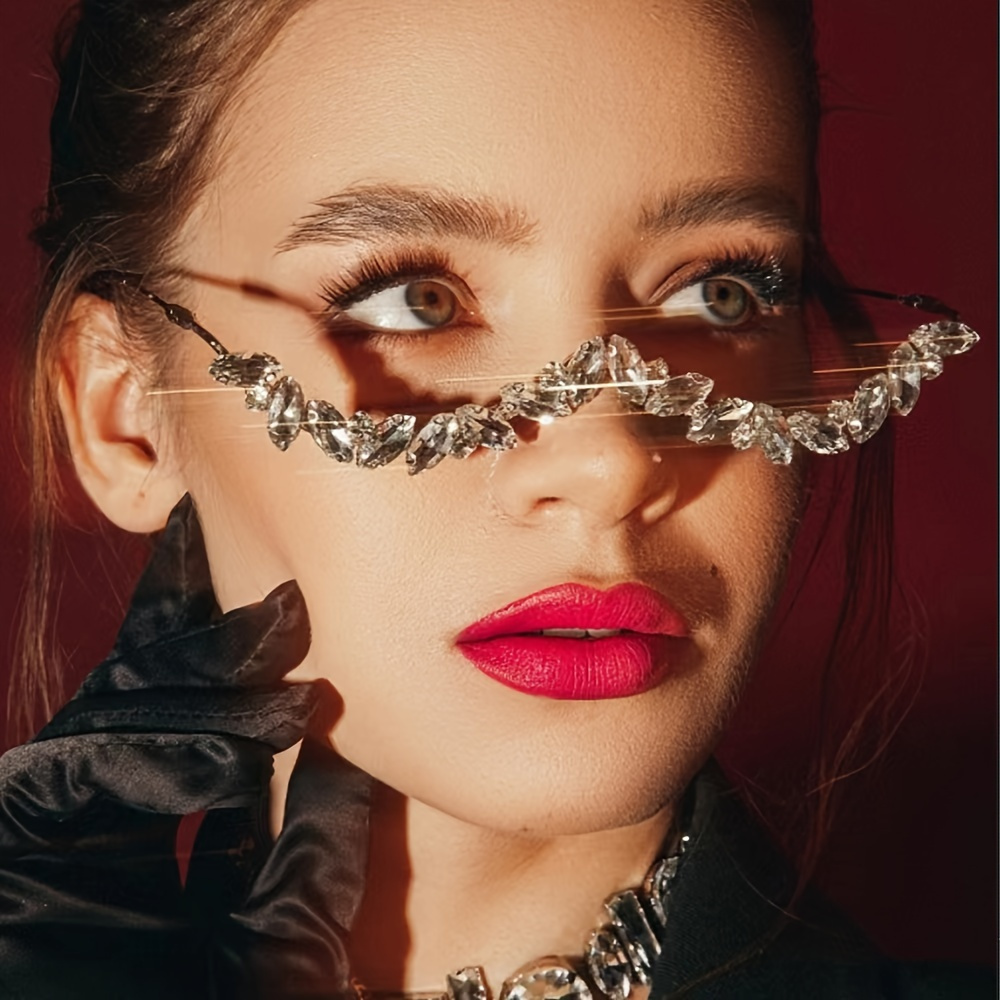 

Fashionable Hip-hop Rhinestone Teardrop Glasses Frame, Women's Curved Eyeglass Accessory For Stage & Party