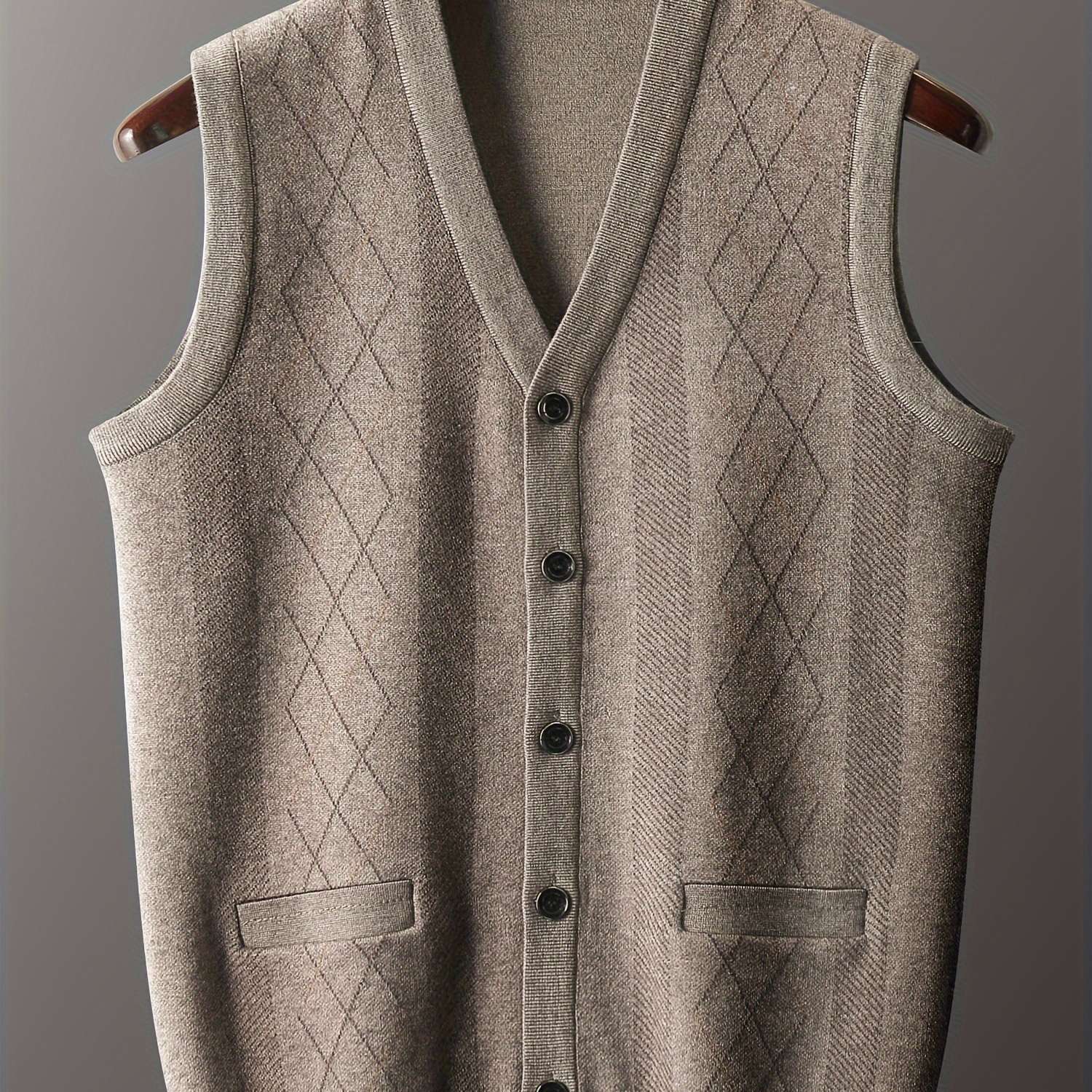 

Men's Elegant V-neck Sleeveless Knit Cardigan - Geometric Pattern, Button Detail, Regular Fit, Tight Hem, Casual Weekend Wear For Fall/winter