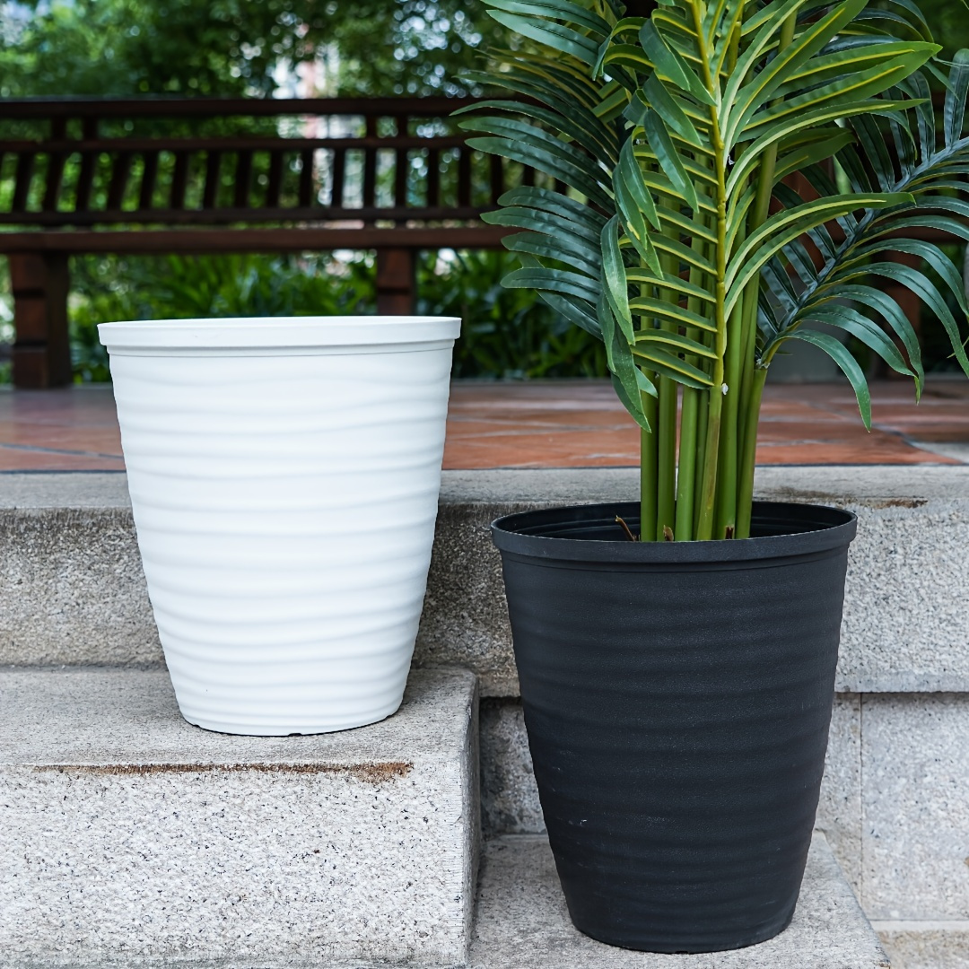 

Set Of 2 Resin Plant Pots 10.83 Inches Black And White Ribbed Design With Drainage Holes, Lacquered Finish Rust Resistant For Indoor And Outdoor Flower Gardening