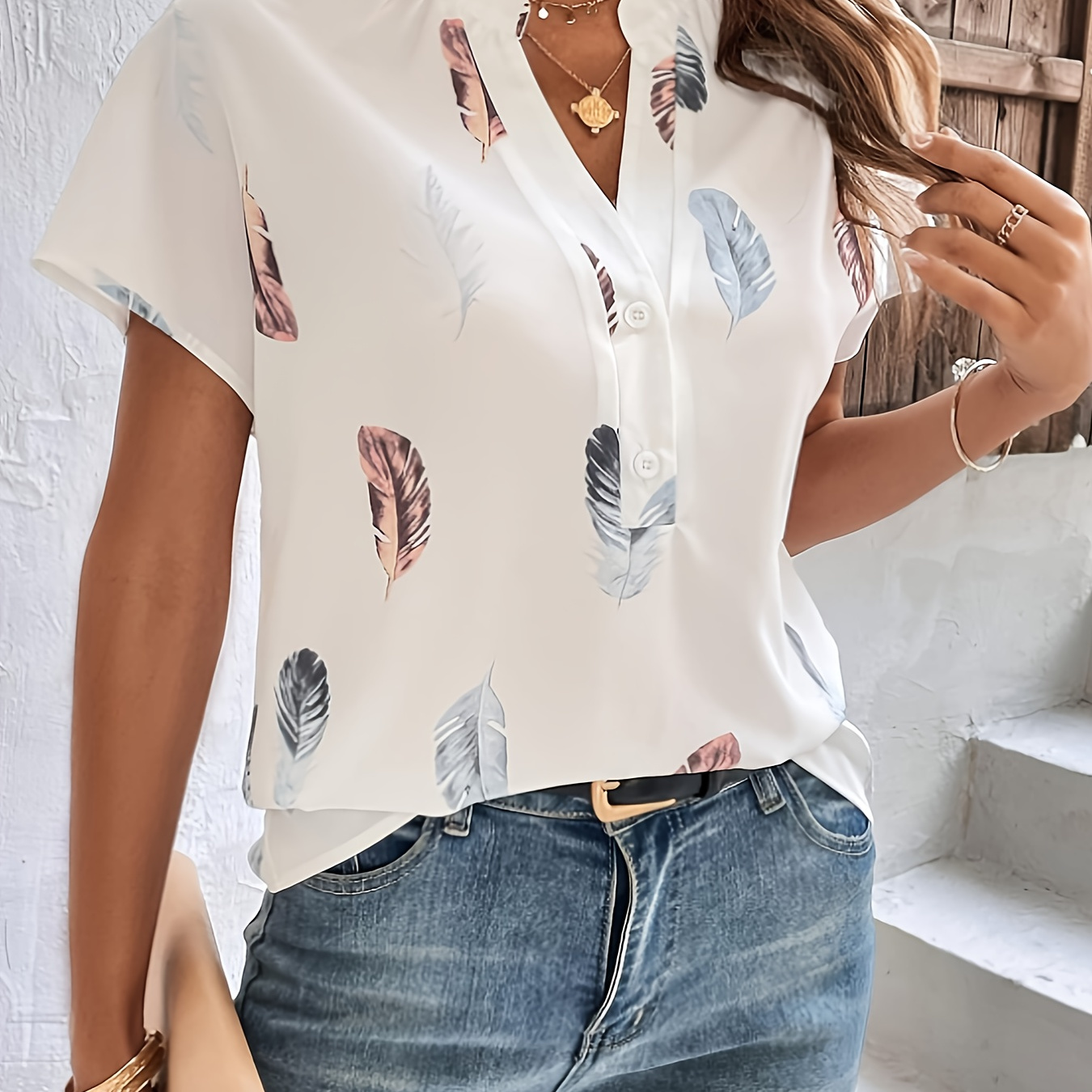 

Feather Print V-neck Blouse, Vacation Style Short Sleeve Top For Spring & Summer, Women's Clothing