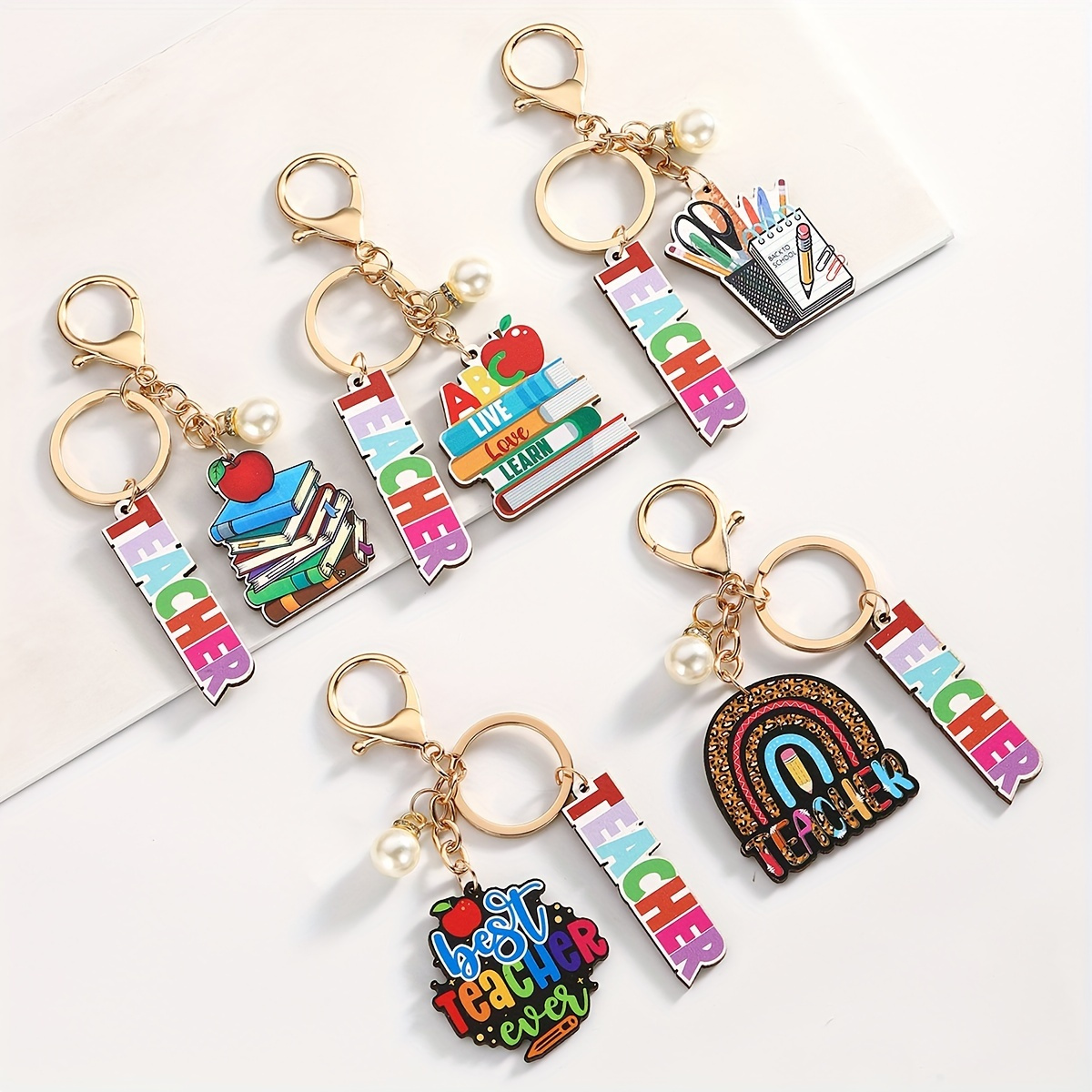 

[customer ] Chic Wooden Teacher Keychain With Book & Letter Charms - Perfect Graduation Gift For Teachers, Fashionable Daily Accessory