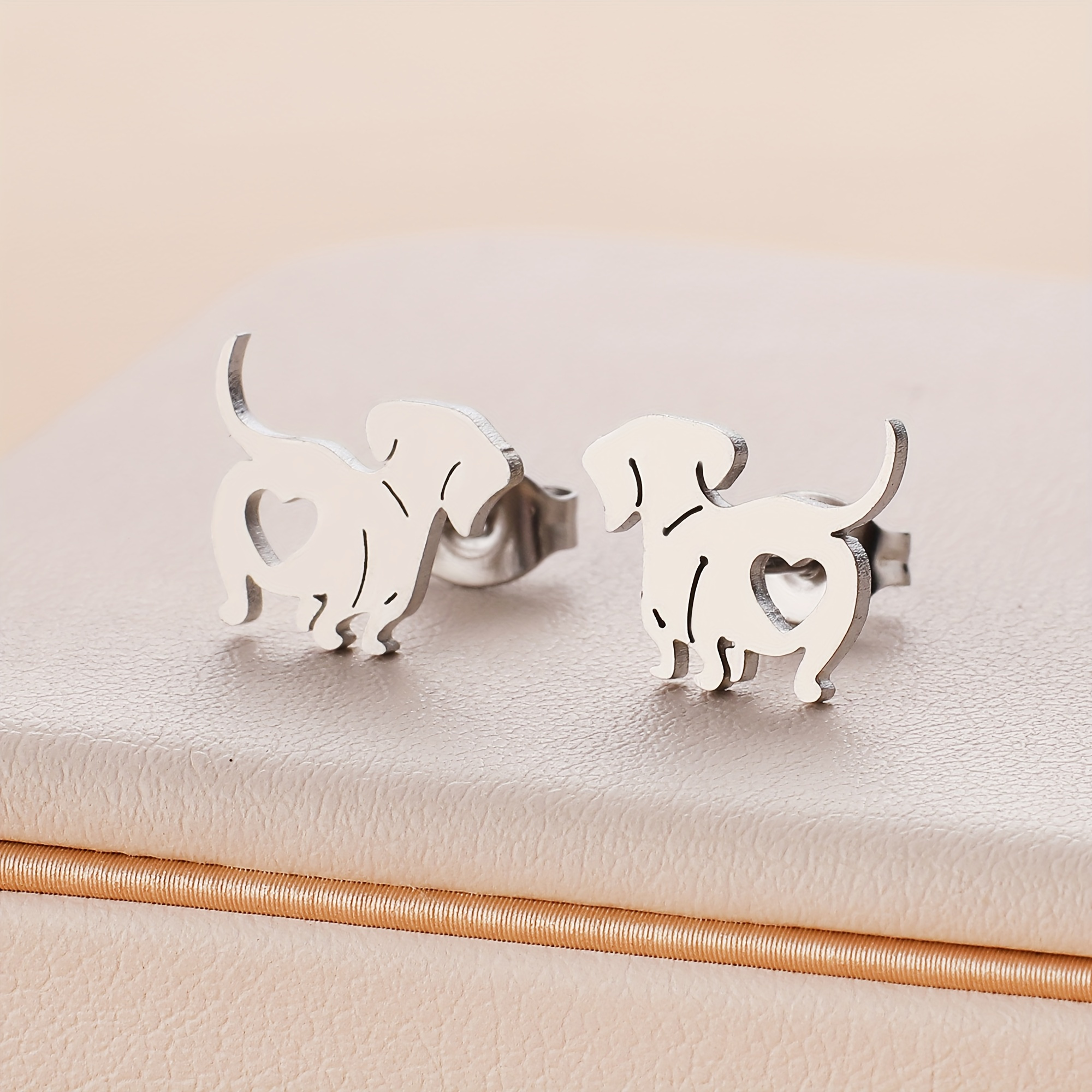 

Elegant Stainless Steel Stud Earrings For Women - Hypoallergenic, Versatile For Casual Attire