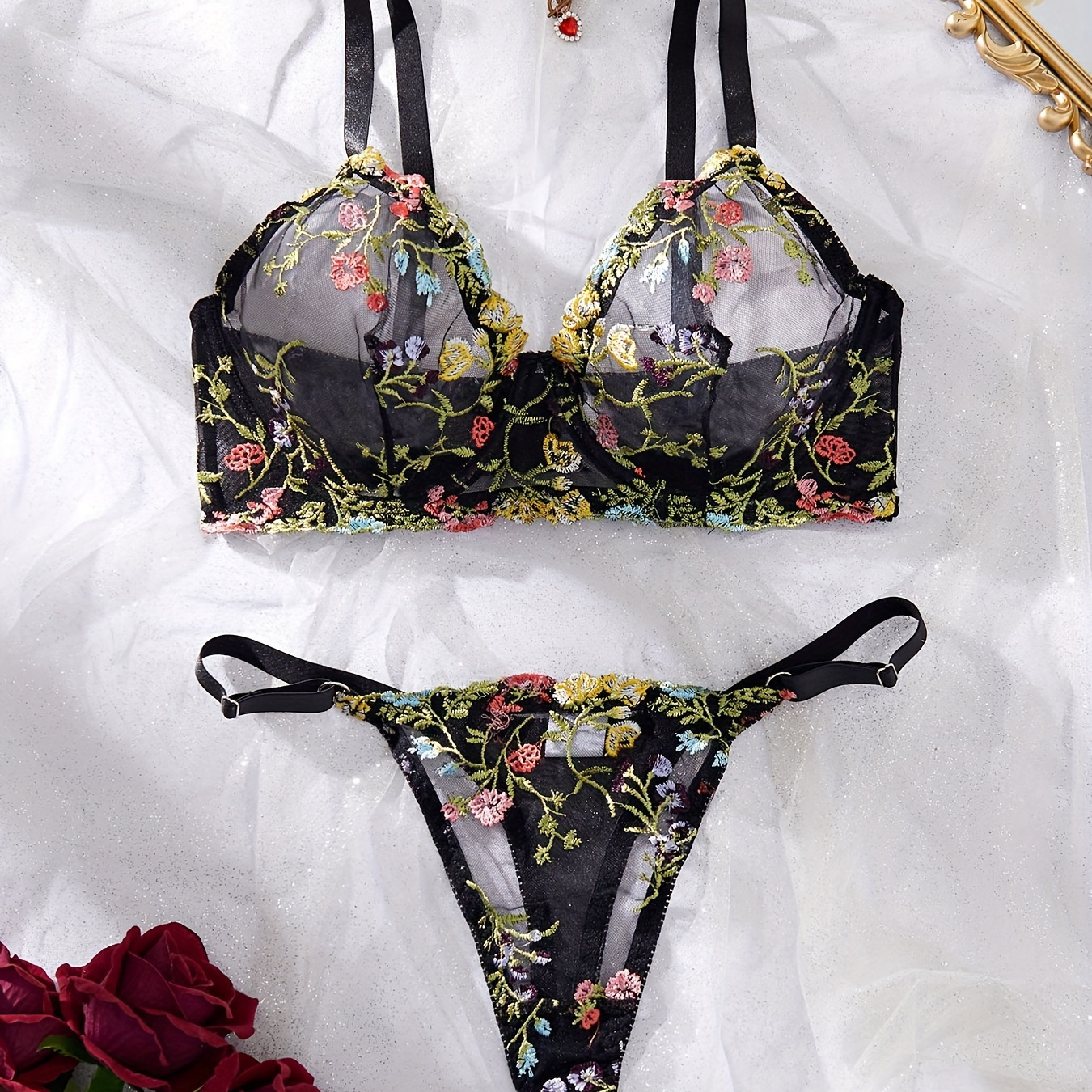 

Women's Plus Sexy Lingerie Set, Plus Size Floral Embroidery Sheer Mesh Bra & Thong Lingerie 2 Piece Set