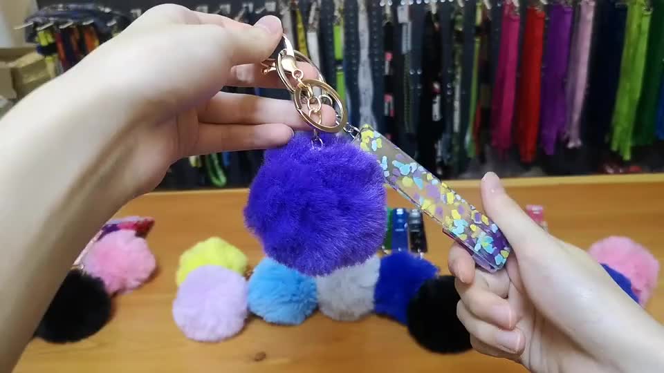 Pom Pom Decor Keychain, Cute Plush Ball Card Grabber Clip For Long Nails  Great Gift For Mom Girlfriend - Temu Latvia