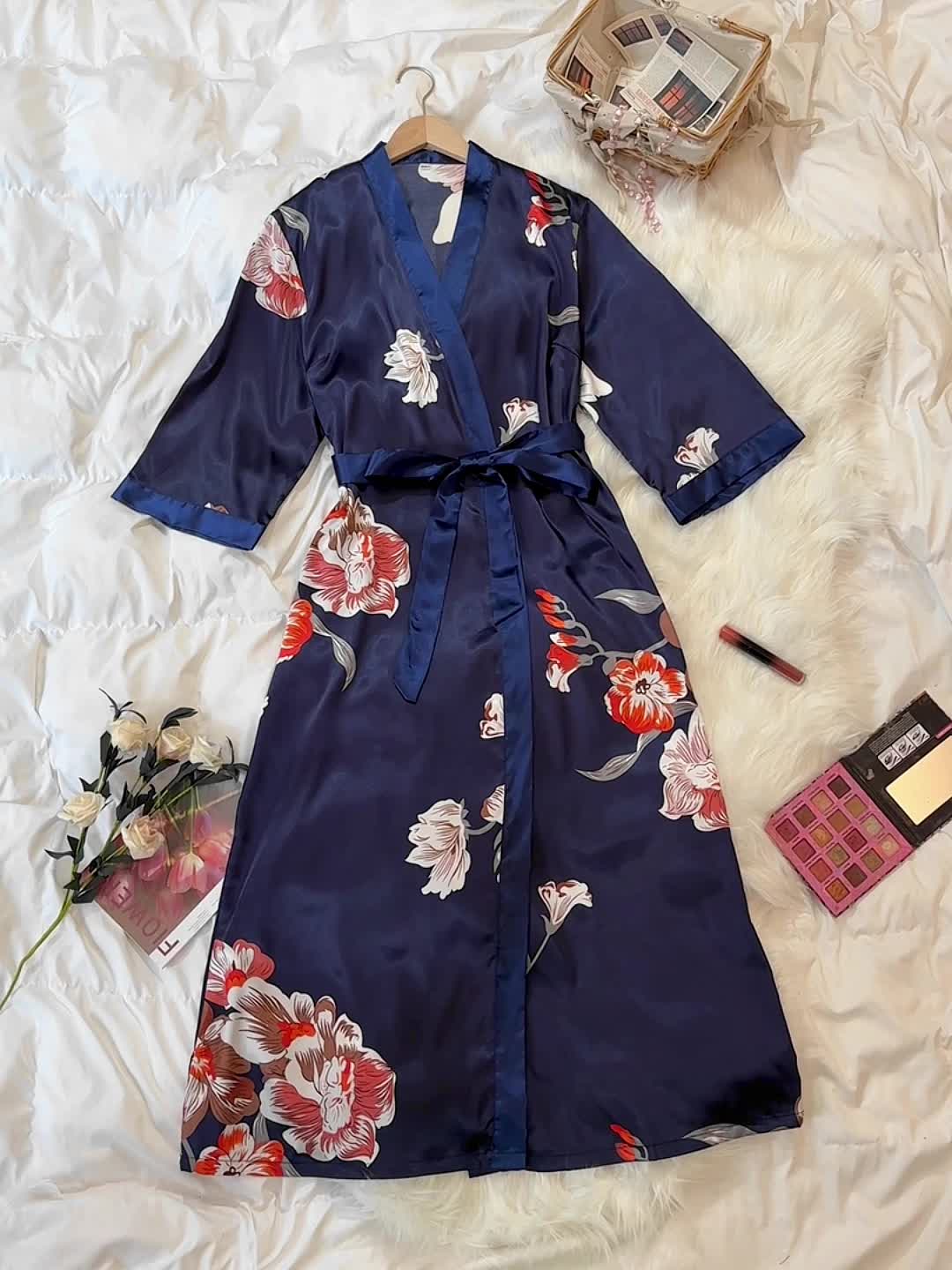 Wowens Plus Robes & Robe Sets Floral Sleepware Lounge Navy Blue 3XL