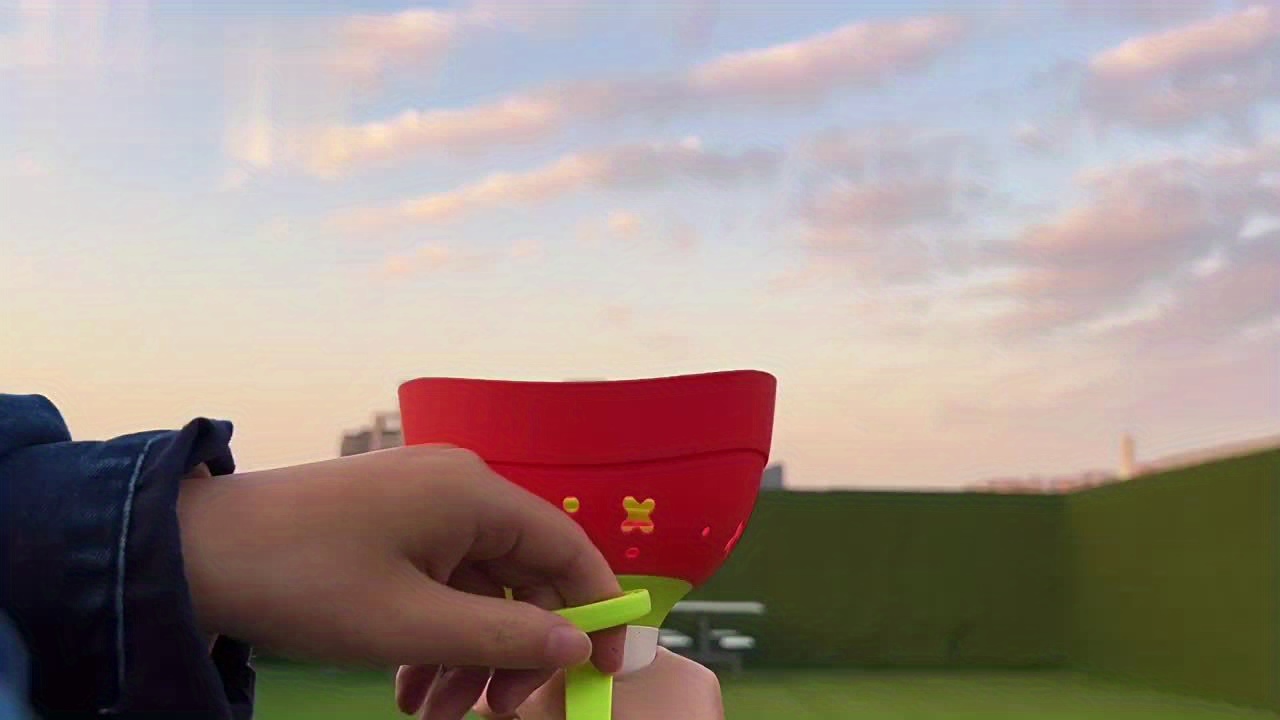 Hand-Pull Ejector Frog Flying Saucer Toy, Pack of 6