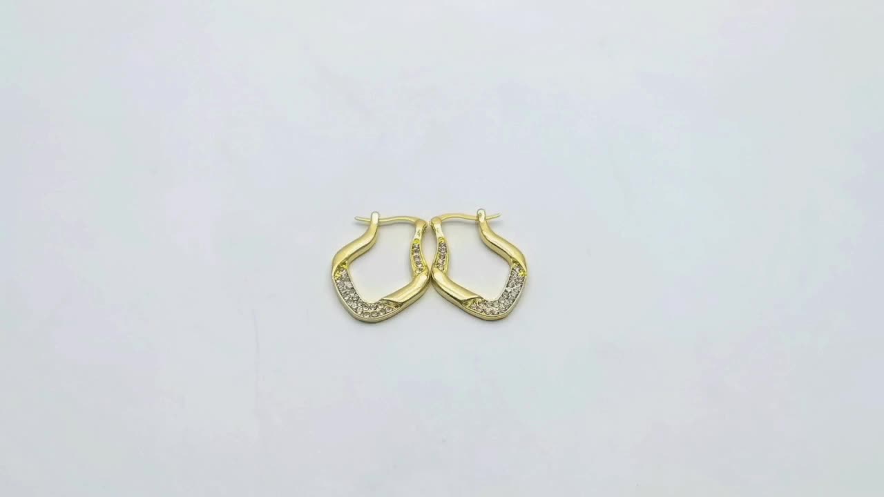 Aretes Flor Pequeños Fantasía Bañados En Oro 18 k Mujeres - Temu