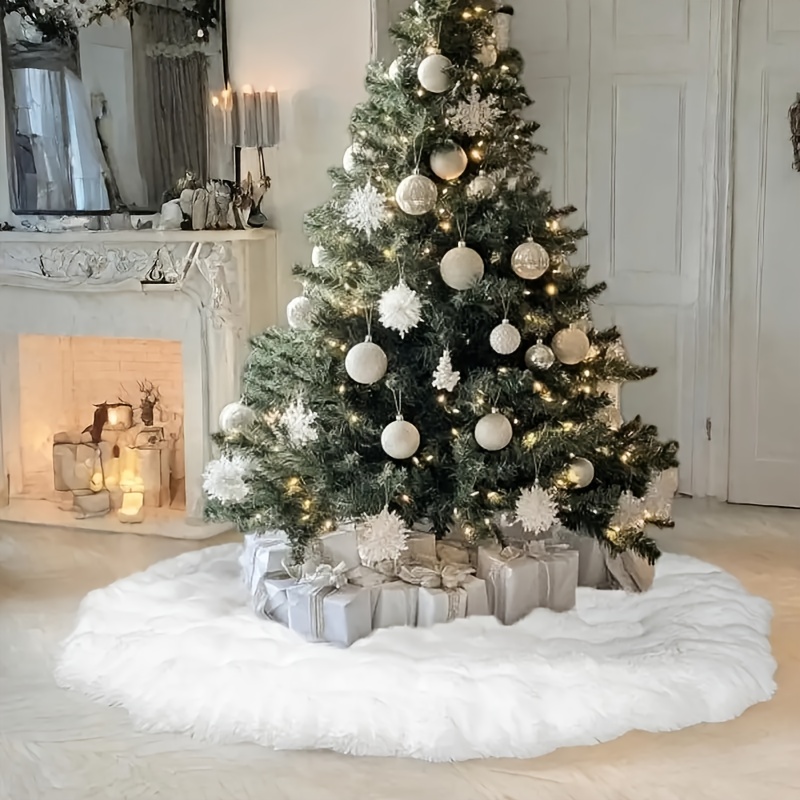 [Christmas Decorations] 1pc White Plush Christmas Tree Skirt with Fluffy Edge - Multi-Size Soft Holiday Decor, Modern Floor Protector for Standard & Large Trees, Easy-Clean Xmas Party Decoration for Home or Events, The Christmas Tree Skirt Party Decorations, Christmas Decorations for Home Indoor, Nativity Christmas Tree Skirt, Christmas Skirts for Tree, Large Christmas Decorations, Festive Celebration, Elegant Decor, Highquality Stitching, Lightweight Construction, Seasonal Accessory