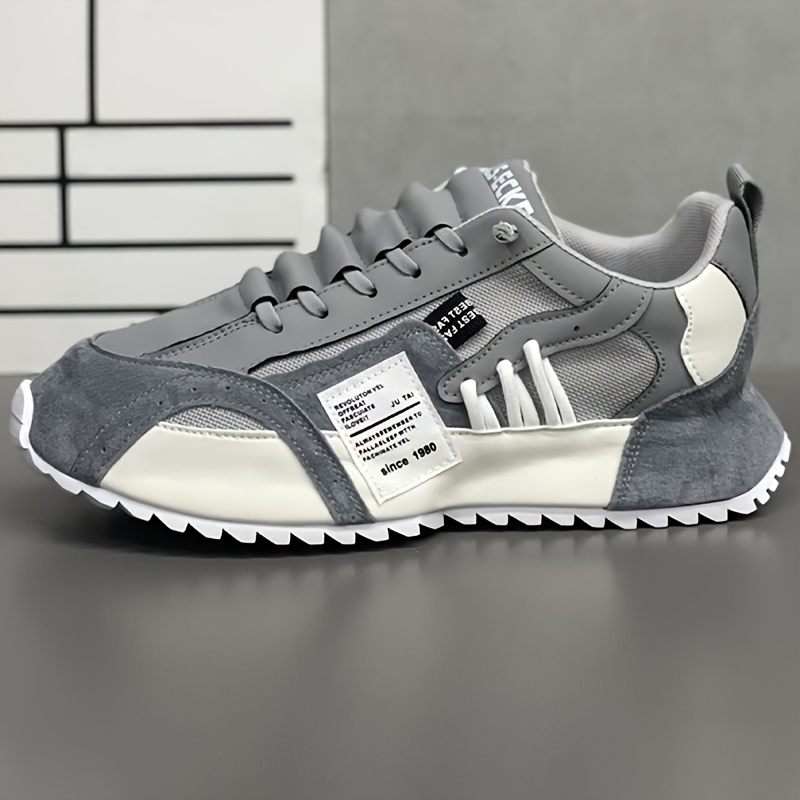 Plus-Size Wide-Toe Road Running Shoes