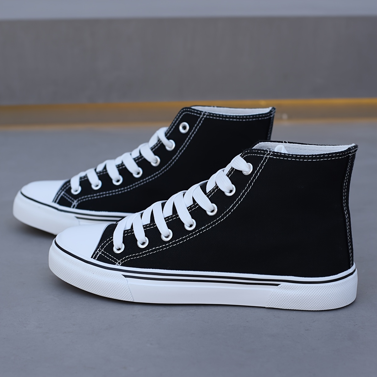 Image of Lightweight Women's Fashion Casual Sneakers, Low- Lace-up Casual Shoes, Comfortable For And Students, Women Shoes
