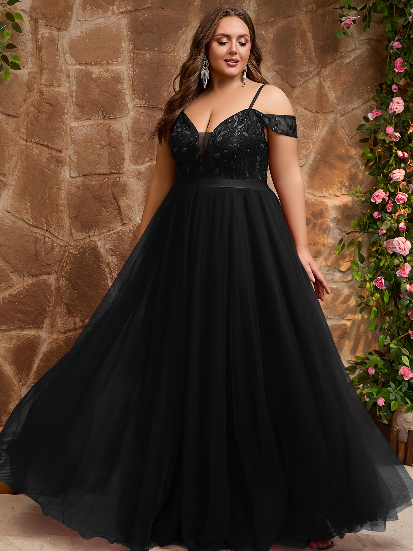 open lace back dress Plus-Size Off-The-Shoulder Long Prom Dress with Sequins Emerald / 16 main image 0