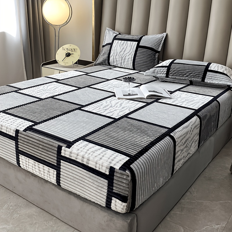 E-shop Spannbetttuch für Doppelbett, . farbenfrohes Spannbetttuch mit quadratischem Muster aus Kunstmaterial, rutschfester Matratzenschoner mit