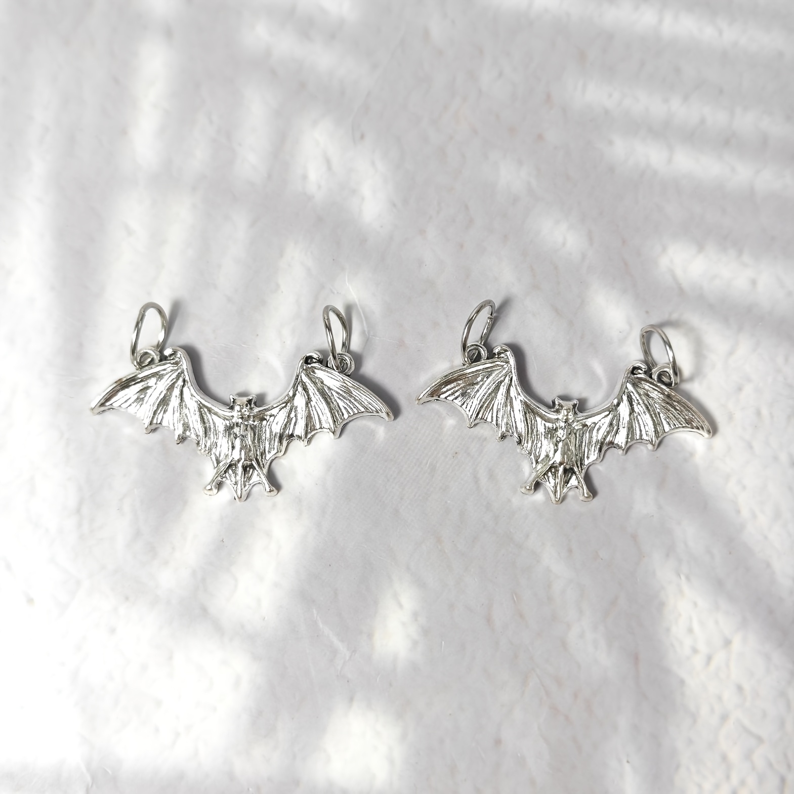 TEMU 2pcs Alloy Gothic Punk Bat Shoe Charms - Stylish Removable For Boots And Footwear, Perfect For Gothic Or Themed Outfits