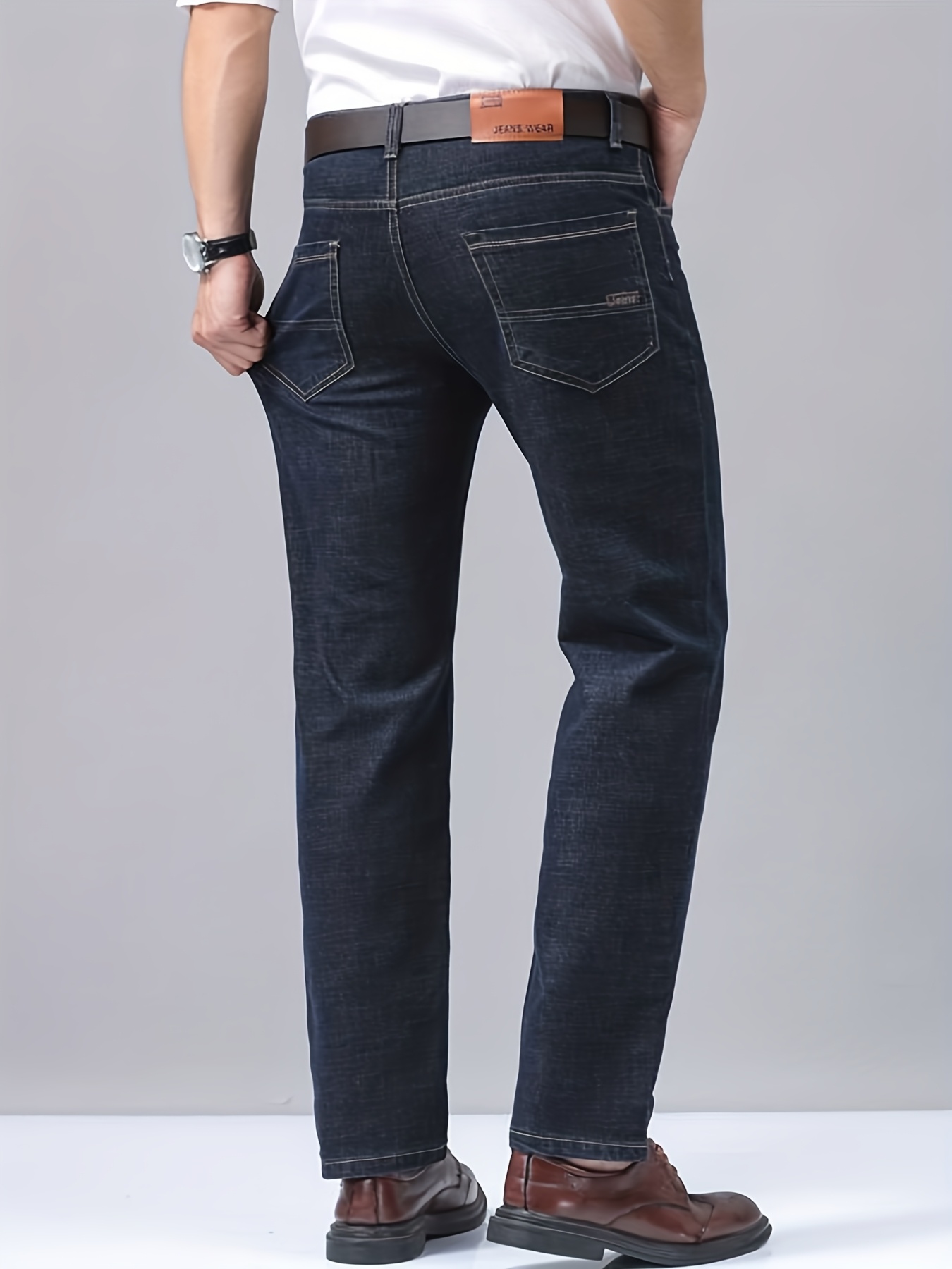 Popular Men's Business Casual Straight-Leg Jeans, Blend Fabric, All-Season Wear, Mid-Rise Design, Durable and Shape-Retaining, Multiple Colors Available, Easy Transition from Work to Casual