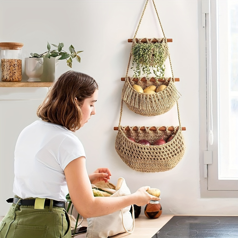 

Panier de Rangement Chic à 3 Niveaux - Organisateur en Corde Tissée à pour Fruits, Légumes & Plus - Installation Facile, Décoration d'Intérieur Polyvalente