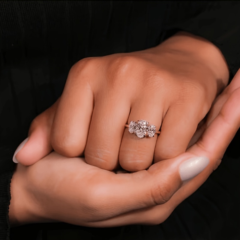Brilliant Oval Ring for Women, Elegant Gift for Engagement