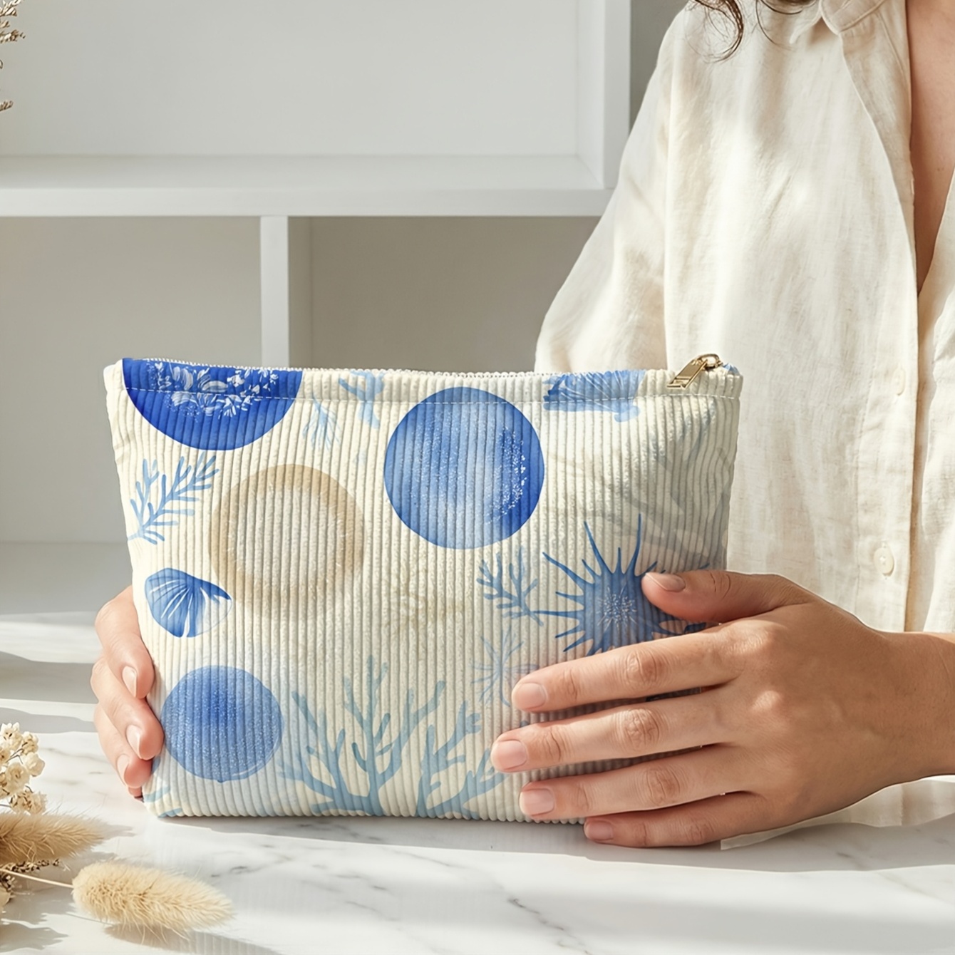 Shell and Starfish Printed Lightweight Makeup Bag, Unisex