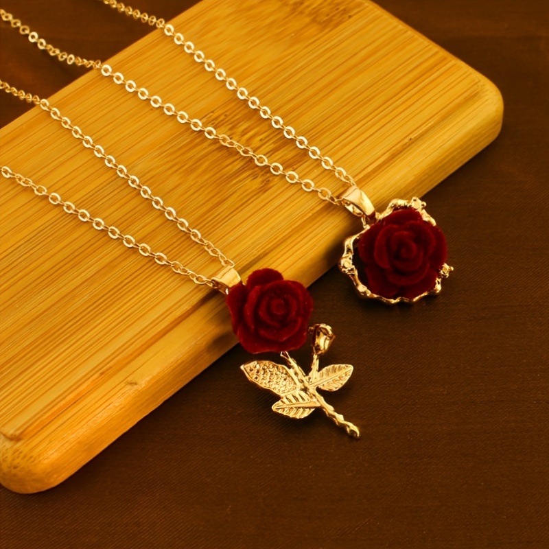 Women's Casual Red Rose Heart Pendant Necklace, Gift Idea
