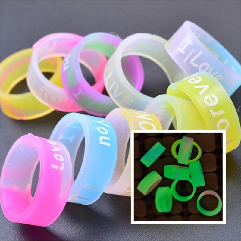 4pcs Glow in Dark Silicone Rings Colorful Party Accessories