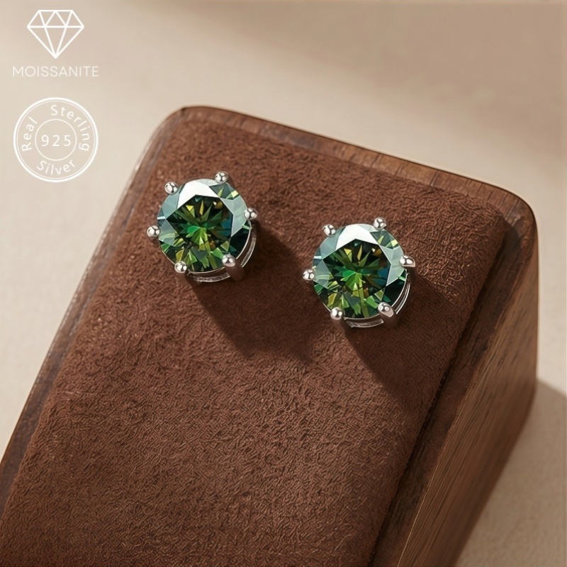 Women's Classic Green Round Cut Synthetic Moissanite Earrings