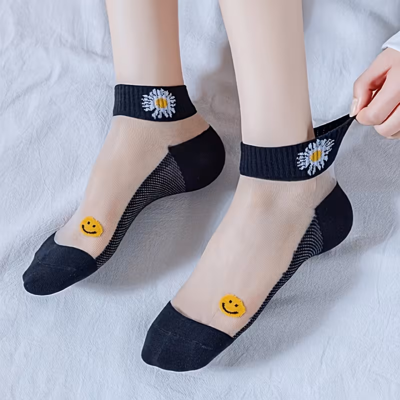 Print Transparent Ankle Socks – 5 Pair Set” 5 pairs of floral print short socks breathable lightweight transparent socks womens crystal stockings and socks 3