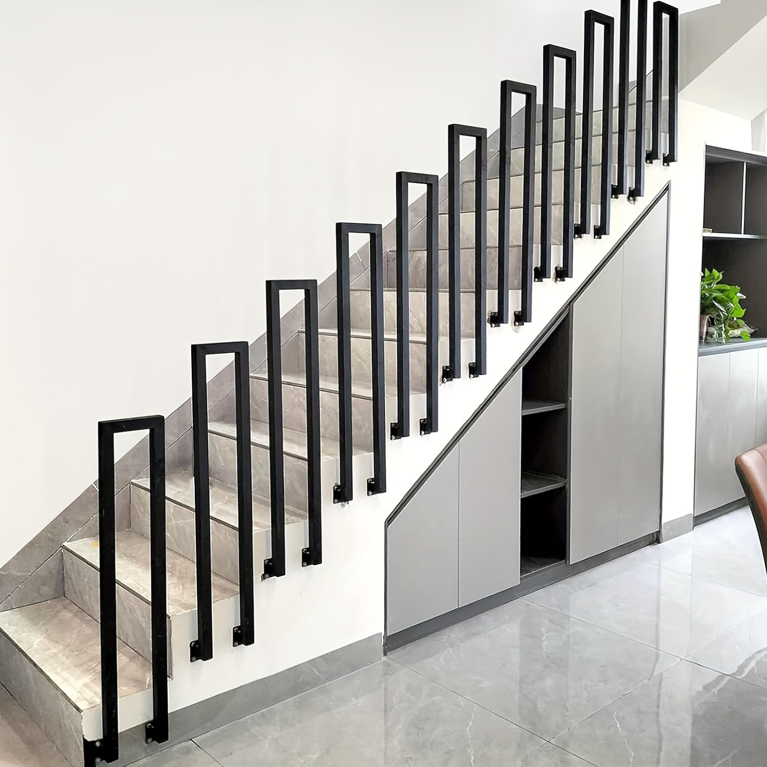 Rampe D'escalier En Forme De U à L'intérieur, Rampe Décorative De