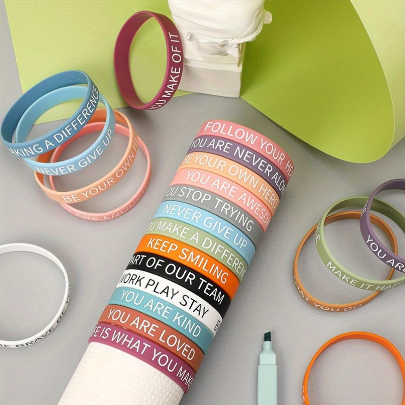 Inspirierende Silikonarmbänder – 24 Stück, Mit Motivationssprüchen, Für Schüler & Teams