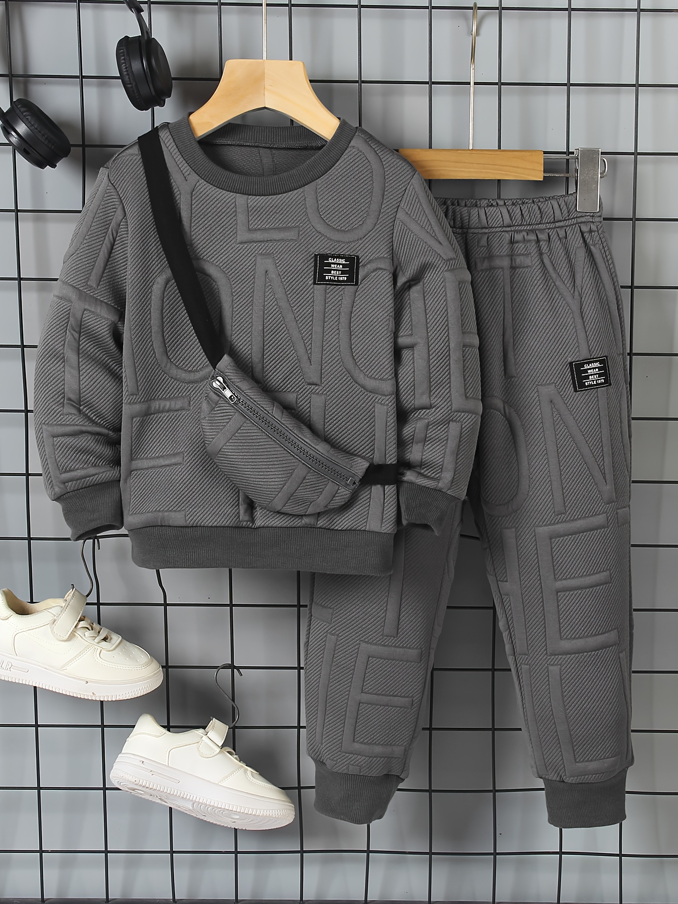 boys solid   suit printed with full printing technology comfortable fabric long sleeved suit with additions and a small bag suitable for young boys machine washable a gift for children for outdoor
