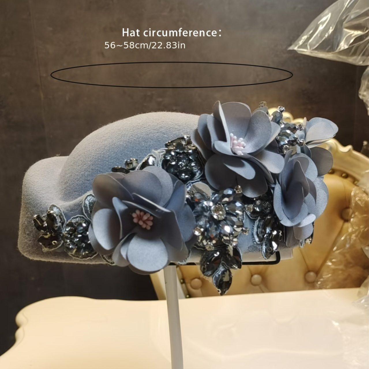 Women\'s British Felt hat Church Derby Headdress Floral Beret hat Grey Elegant Grey Wedding Hat for Woman With Feathers, Feathers  main image 3