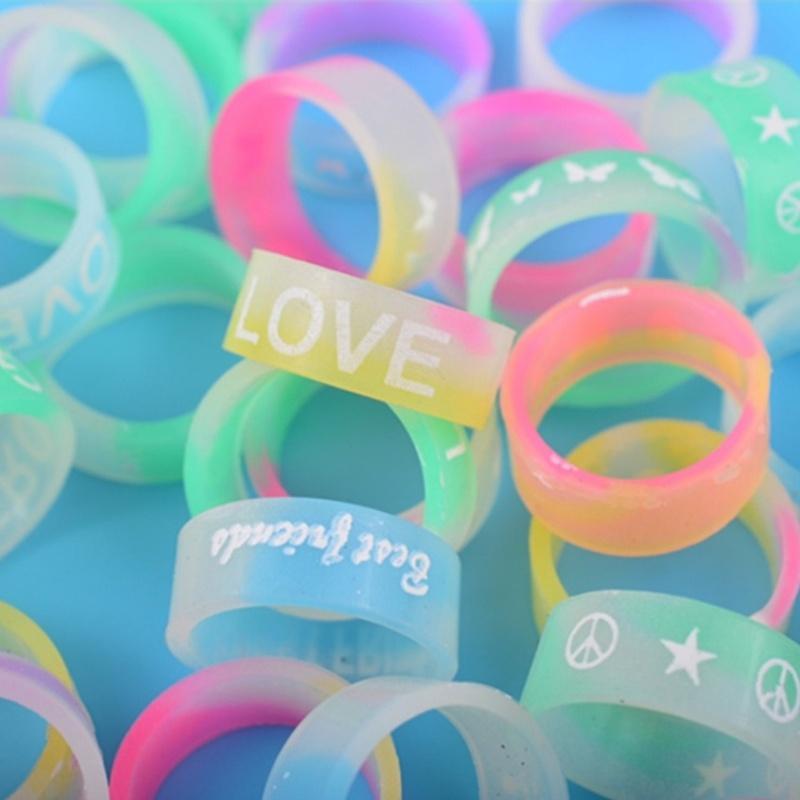 4pcs Glow in Dark Silicone Rings Colorful Party Accessories