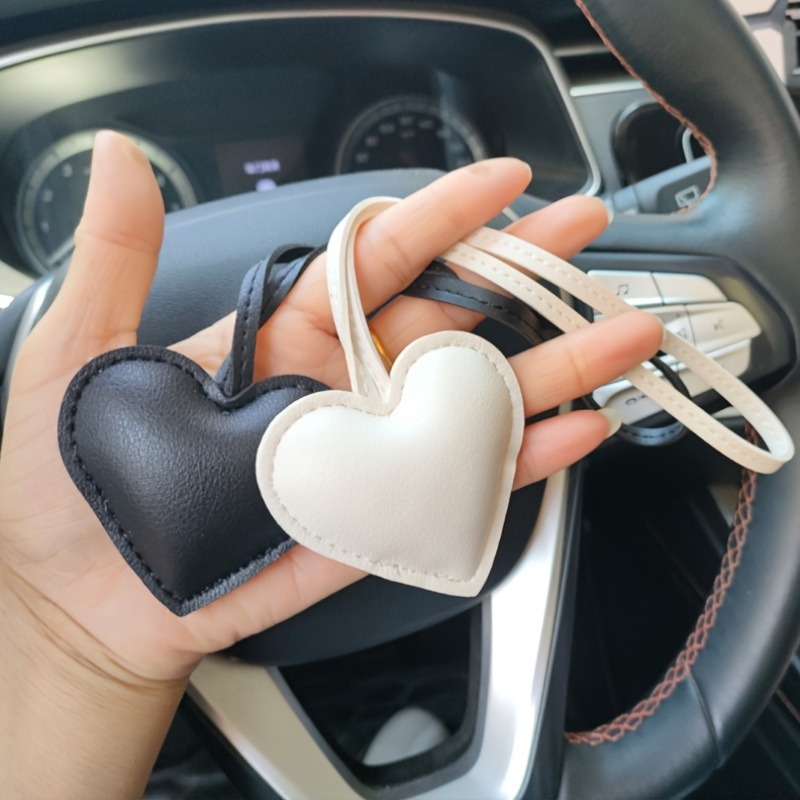 

1pc Pu Leather Heart-shaped Car Hanging Ornament, Elegant Keychain For Handbags, Birthday & Christmas Gifts