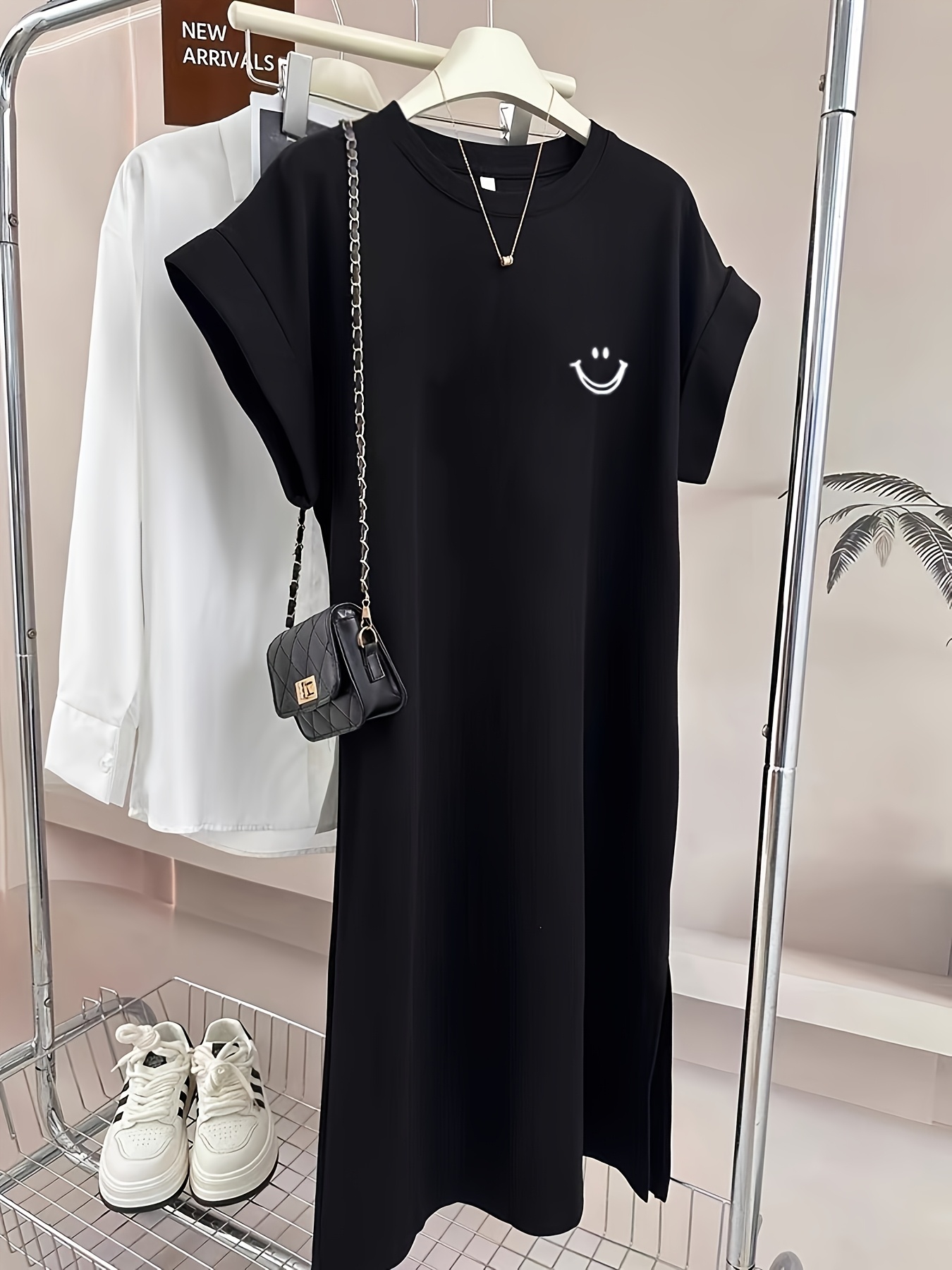 Women'S Casual Summer T-Shirt Dress Loose Fit, Short Sleeve, Round Neck,  Split Hem, Lightweight Polyester, Black with Smile Lightning Bolt Print,