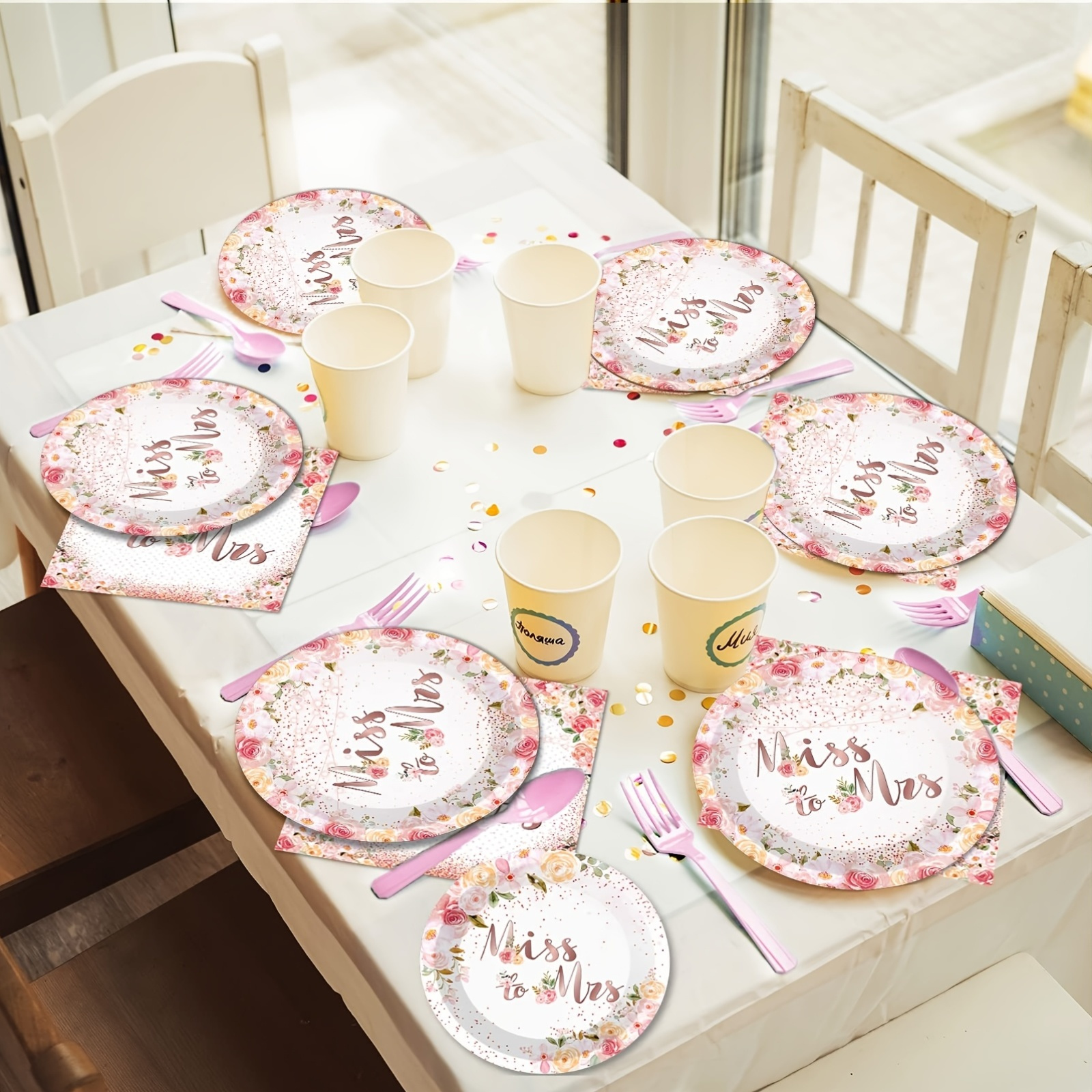 

Watercolor Flower Tableware