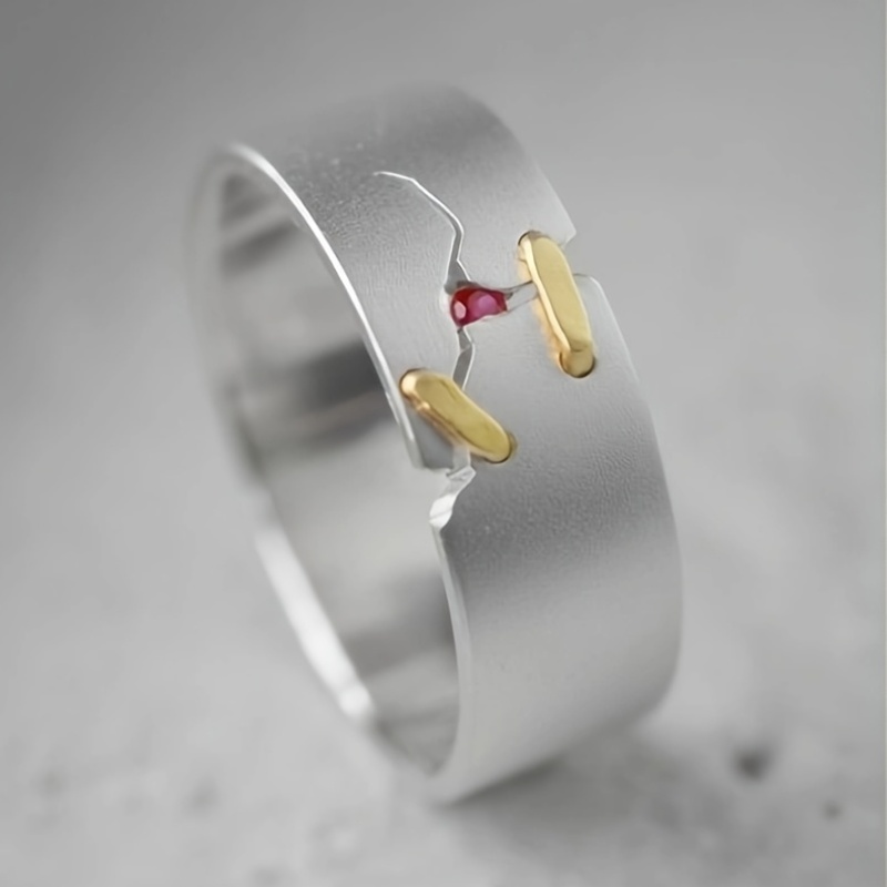 Women's Two-Tone Pattern Pink Synthetic Zirconia Ring, Party Ready