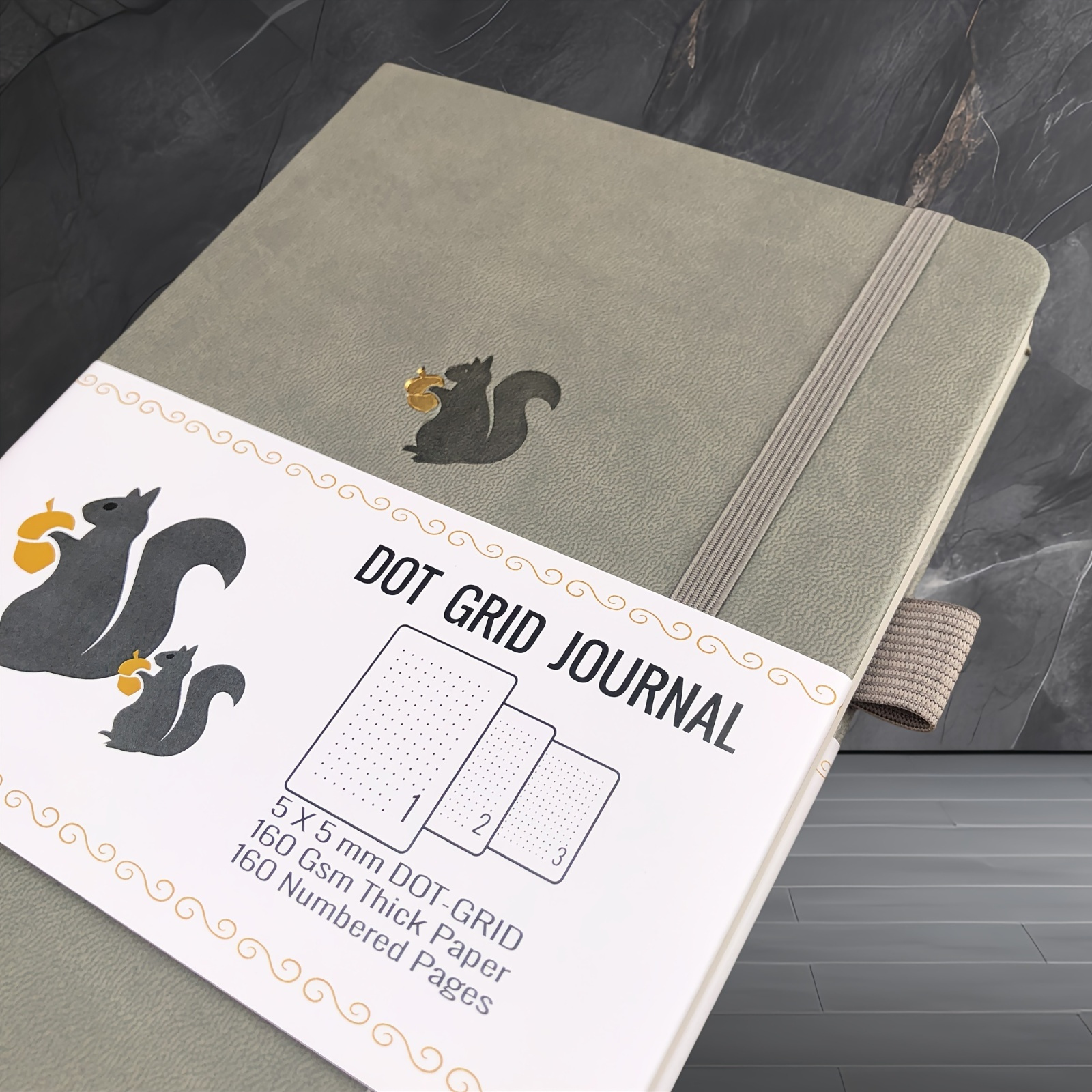 1개   a5 탄창 점선 저널, 다람쥐 로고 디자인: pu 가죽 하드커버, 5x5mm 점 격자 페이지, 번호 매겨진 레이아웃