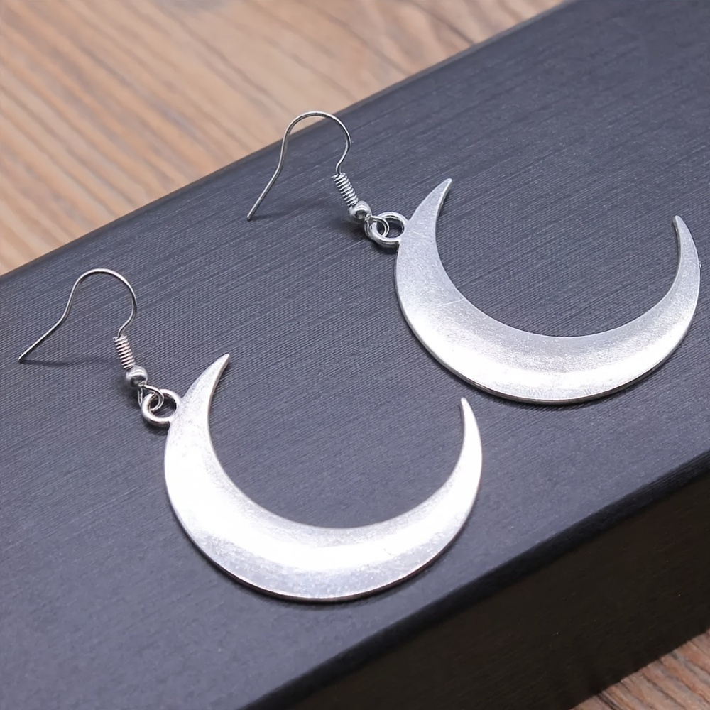 Fashionable Long Drop Earrings for Women
